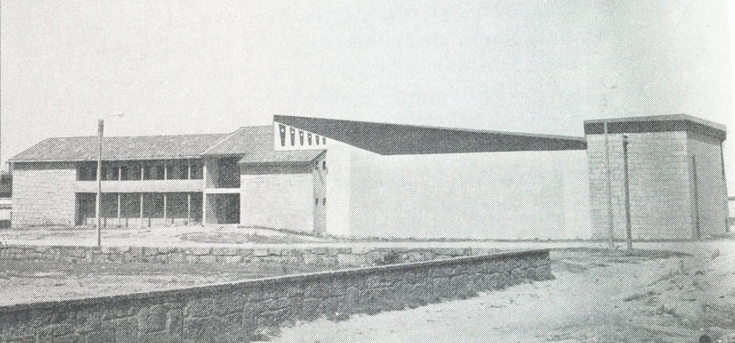 Centro Paroquial das Caxinas